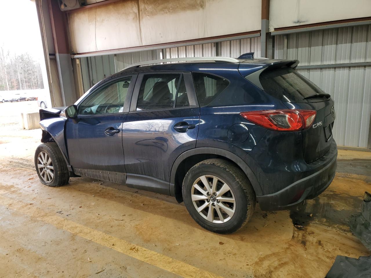 2015 Mazda CX-5 VIN JM3KE2CY6F0505368 Copart auction photo, front end damage thumbnail 2
