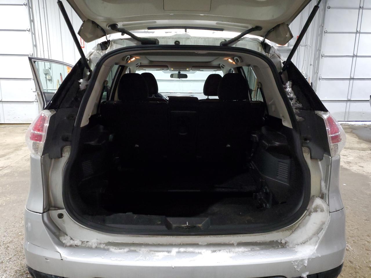 2015 Nissan Rogue VIN 5N1AT2MV6FC841093 Copart auction photo, front end / minor dent/scratches damage thumbnail 6