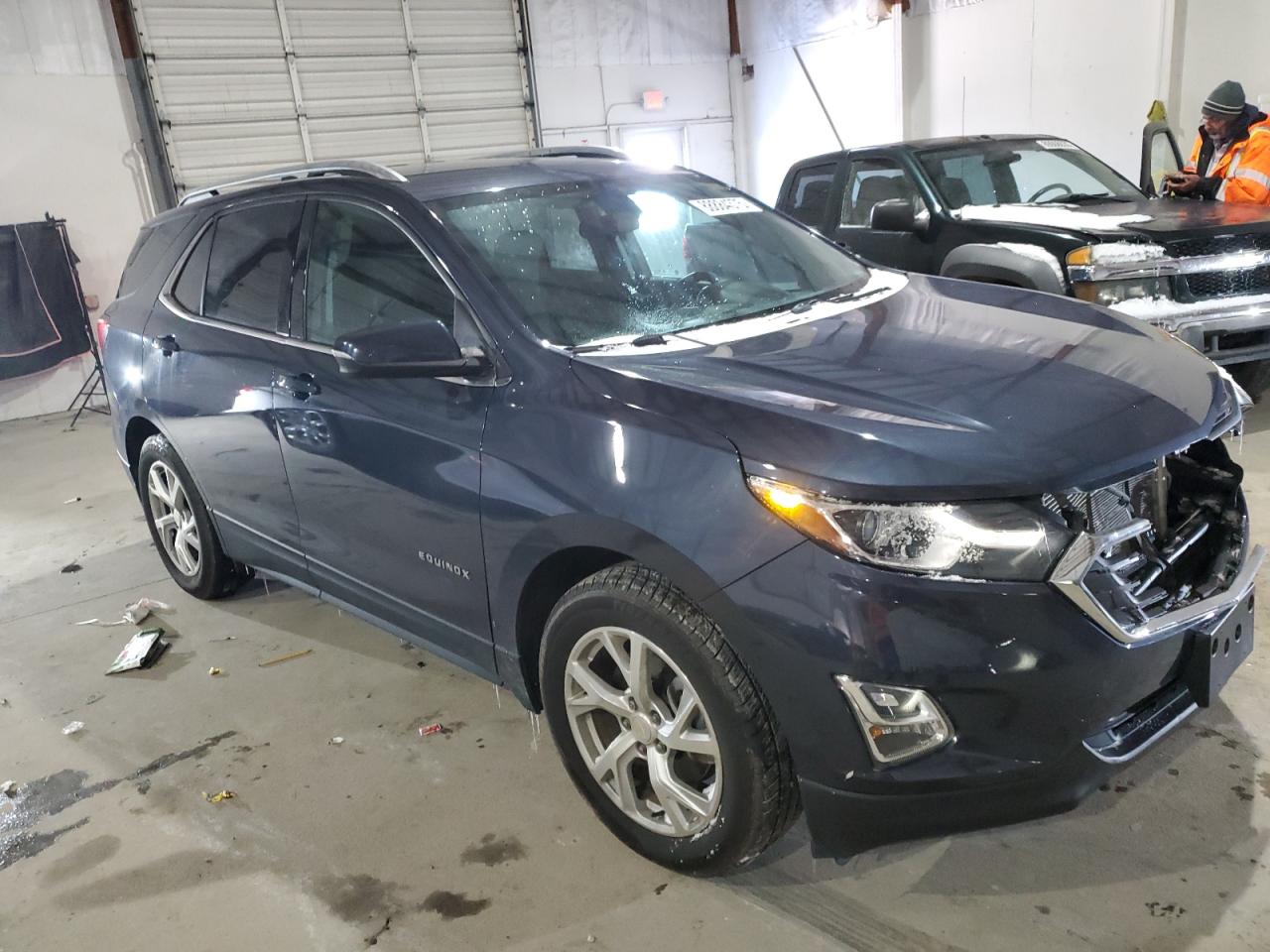 2019 Chevrolet Equinox VIN 3GNAXLEX8KL127969 Copart auction photo, front end damage thumbnail 4