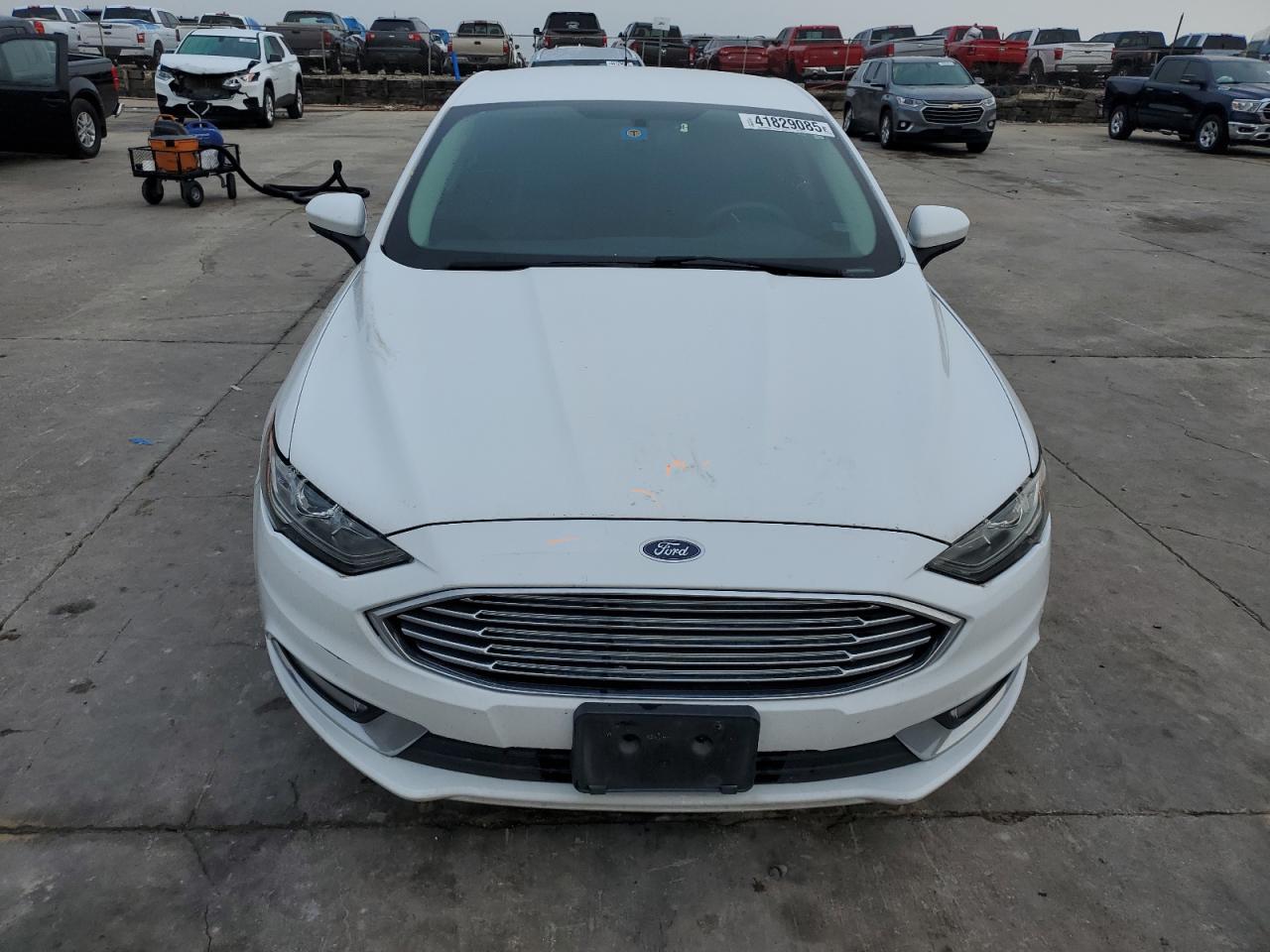 2018 Ford Fusion VIN 3FA6P0H75JR127311 Copart auction photo, side / front end damage thumbnail 5