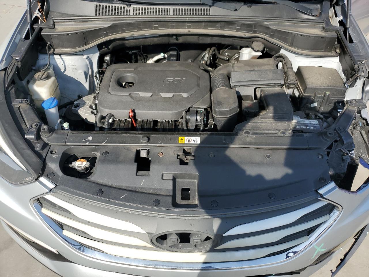 2018 Hyundai Santa Fe VIN 5XYZU3LB9JG554725 Copart auction photo, front end / minor dent/scratches damage thumbnail 12