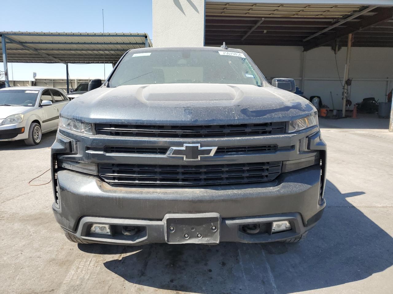 2021 Chevrolet Silverado VIN 1GCUYEEDXMZ416285 Copart auction photo, minor dent/scratches damage thumbnail 5