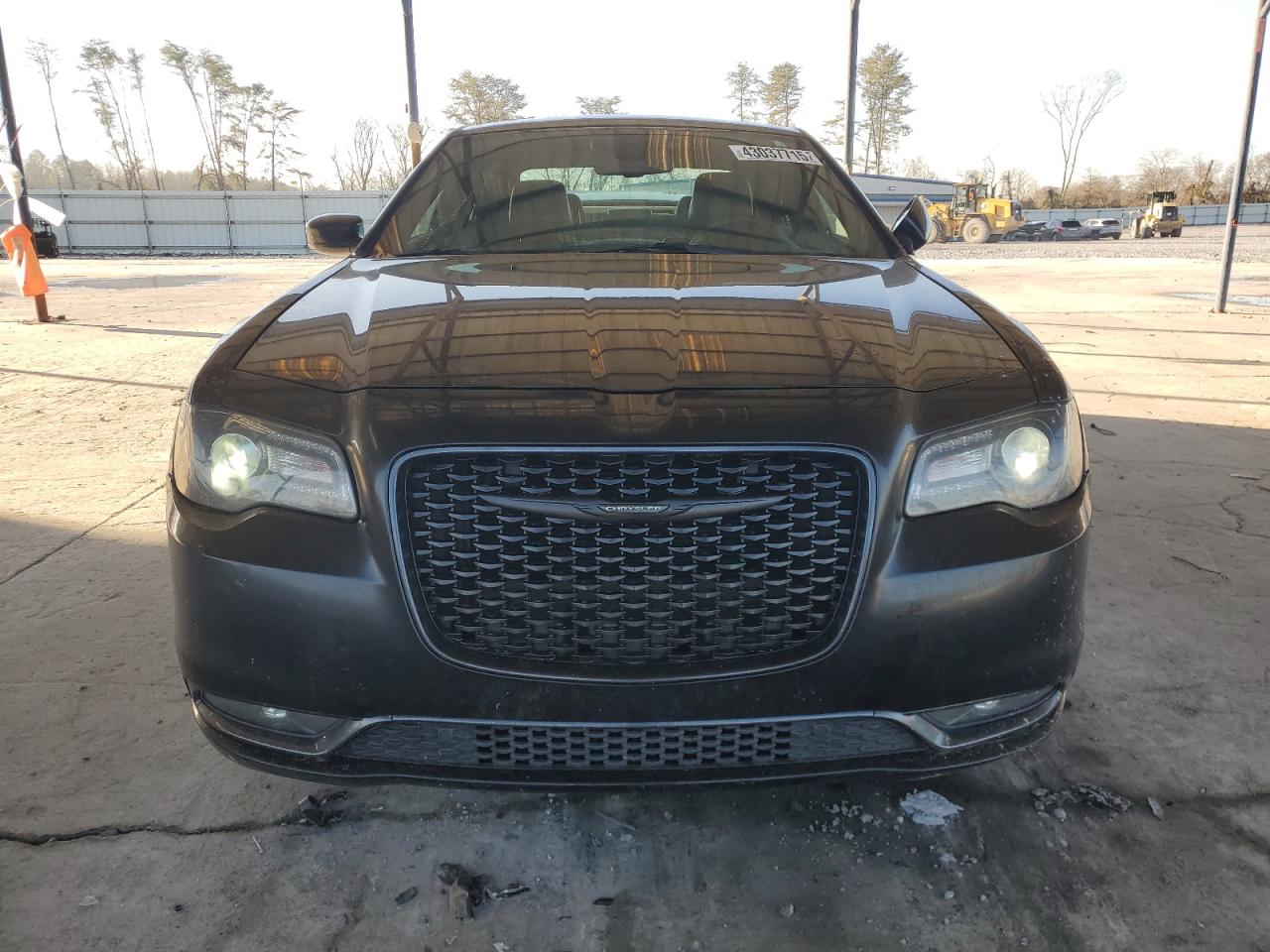 2017 Chrysler 300 VIN 2C3CCABG8HH596913 Copart auction photo, rear end damage thumbnail 5