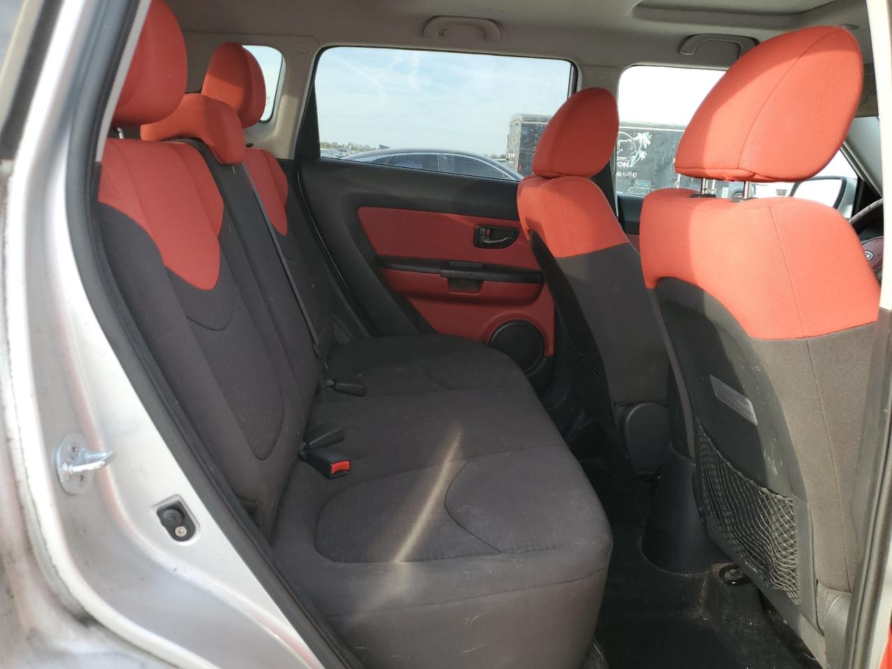 2011 KIA Soul VIN KNDJT2A21B7282196 Copart auction photo, rear end damage thumbnail 10