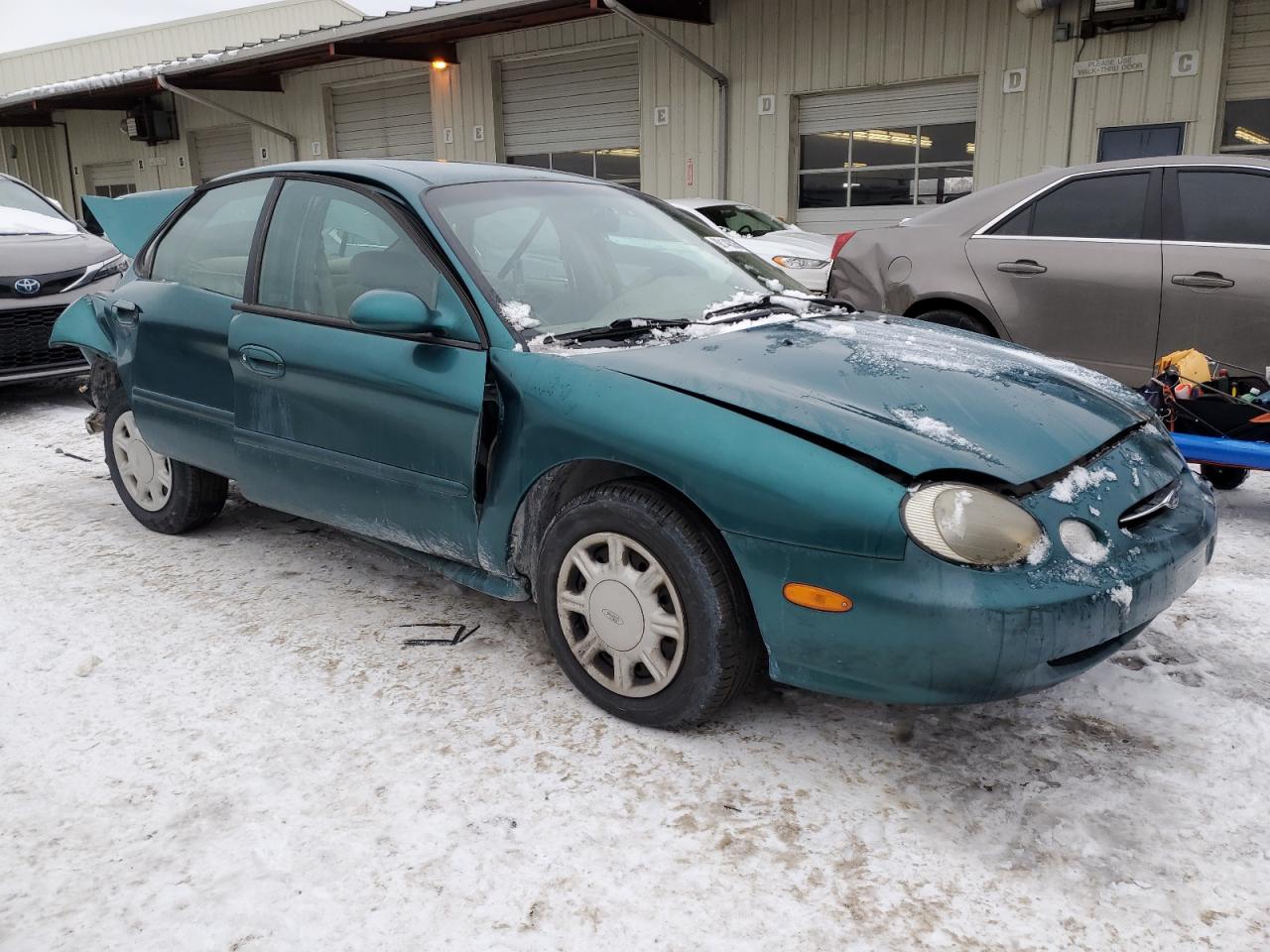 1998 Ford Taurus VIN 1FAFP52U5WA103720 Copart auction photo, frame damage / all over damage thumbnail 4