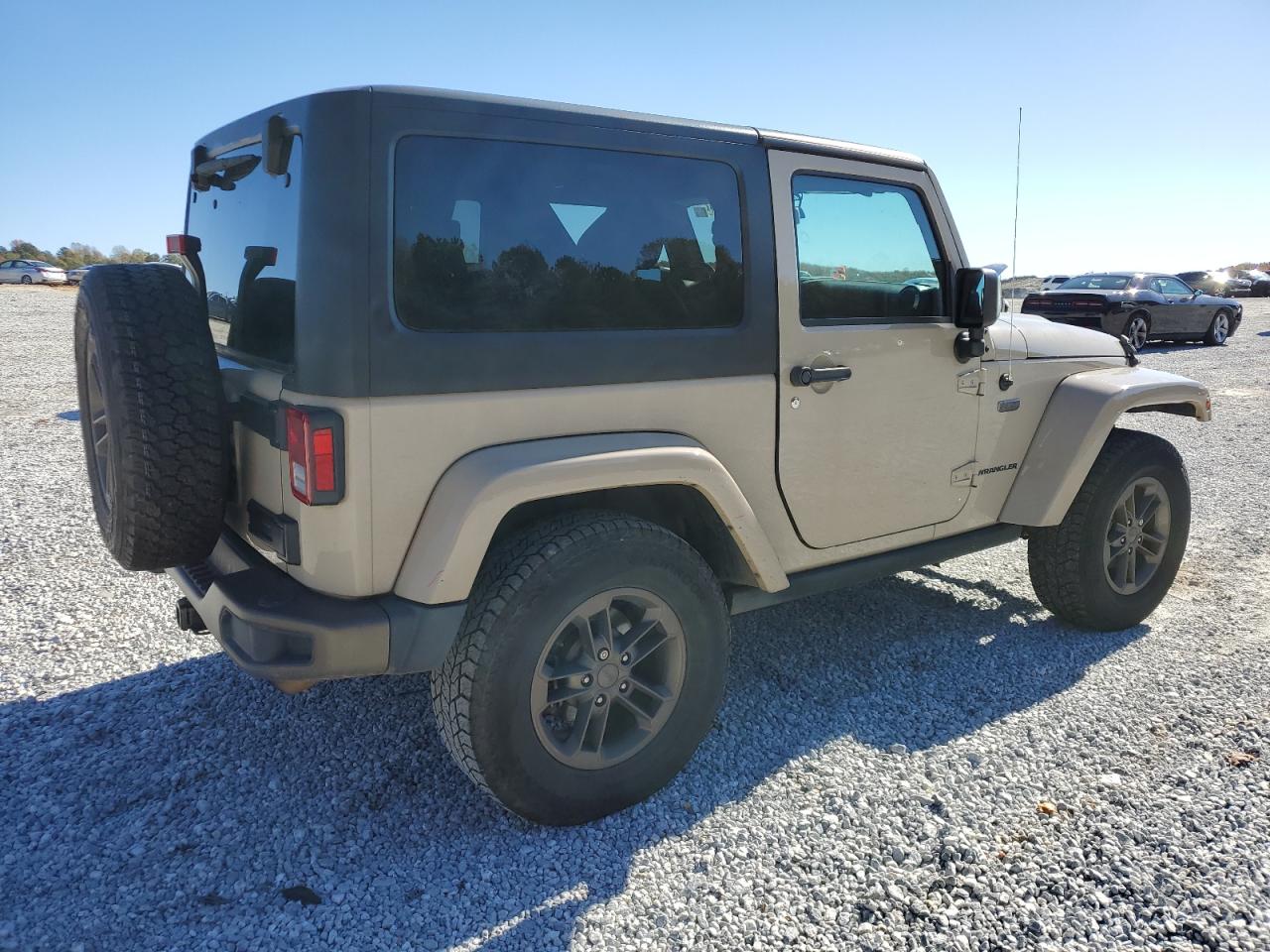 2016 Jeep Wrangler VIN 1C4AJWBG3GL217999 Copart auction photo, front end / minor dent/scratches damage thumbnail 3