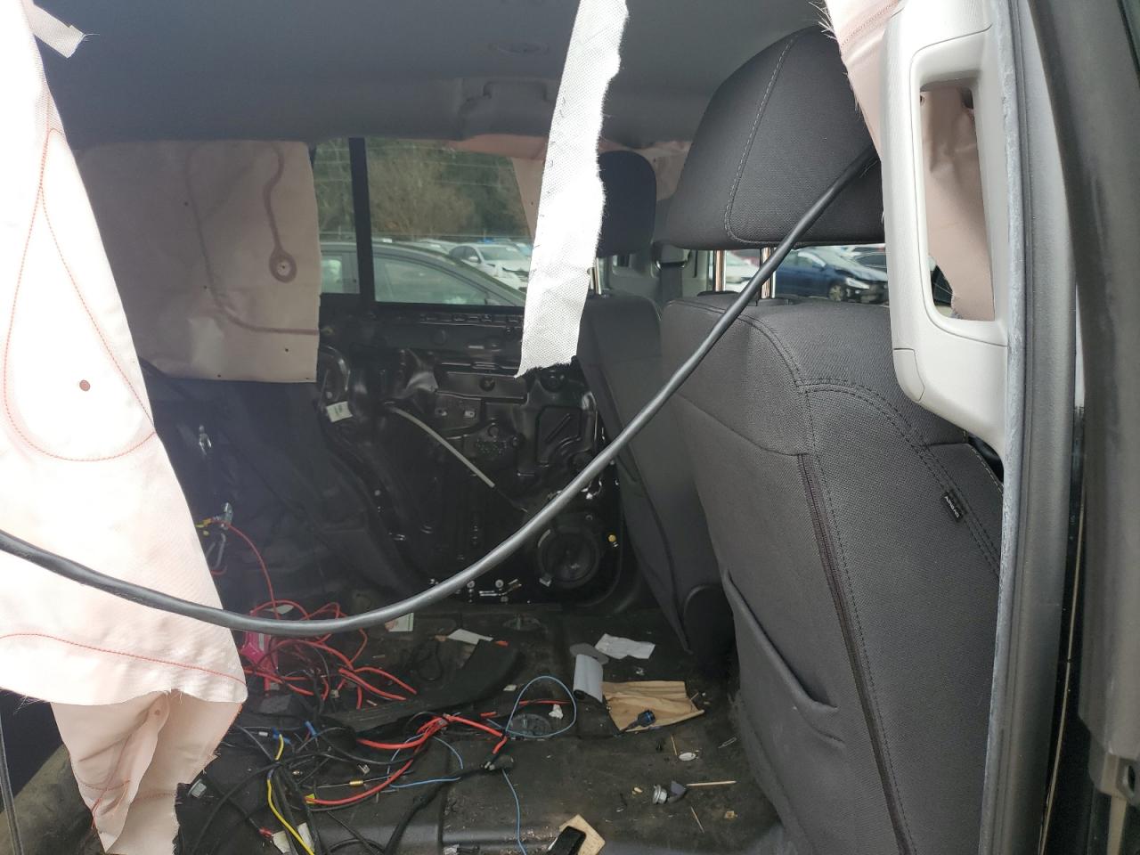 2018 Chevrolet Tahoe VIN 1GNSKDEC8JR312973 Copart auction photo, front end damage thumbnail 11