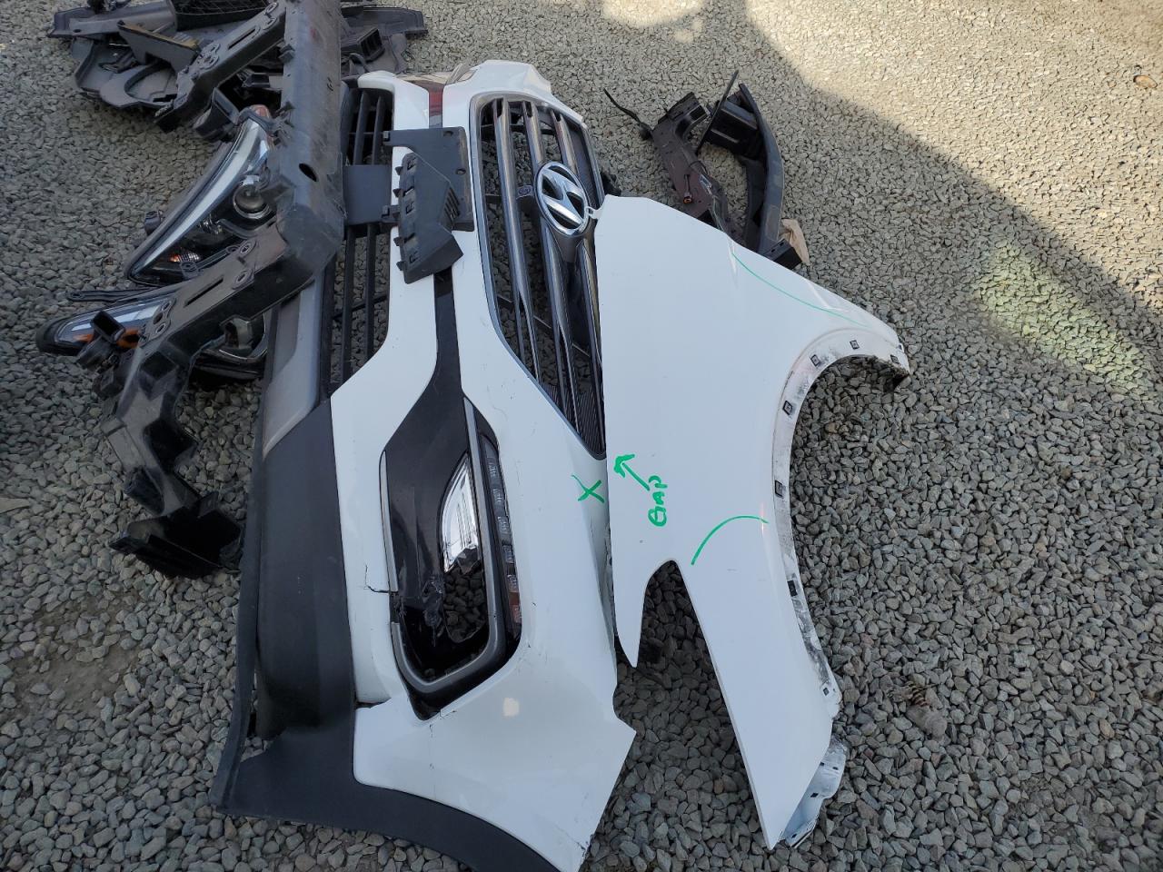 2018 Hyundai Santa Fe VIN 5XYZW4LAXJG536158 Copart auction photo, front end damage thumbnail 13