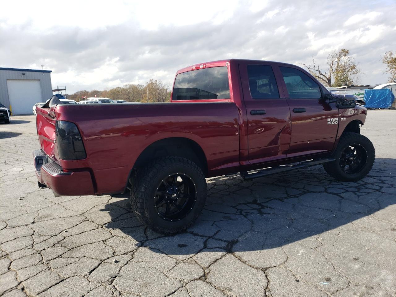 2018 RAM 1500 VIN 1C6RR7FT7JS124657 Copart auction photo, front end / rear end damage thumbnail 3