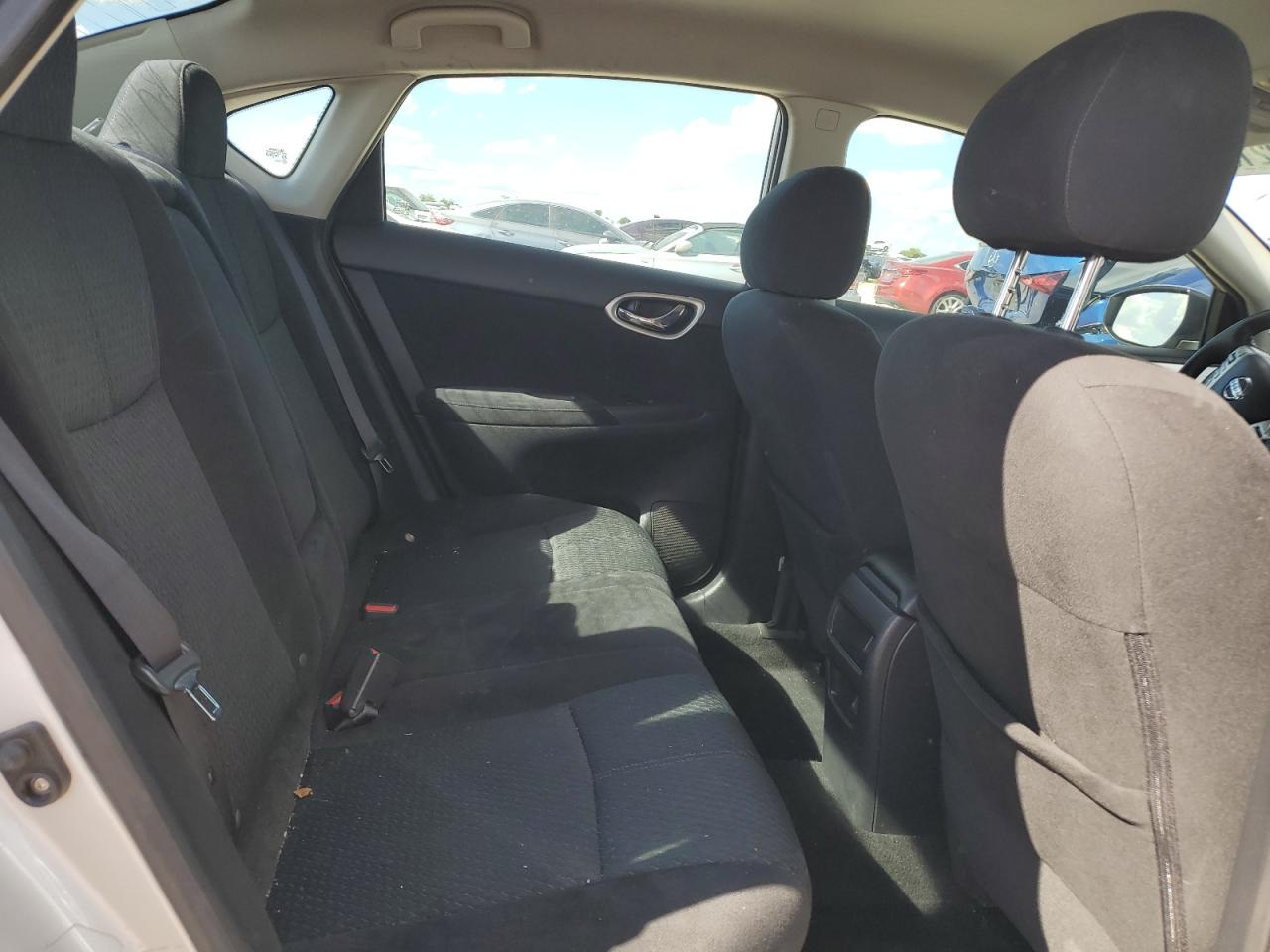 2015 Nissan Sentra VIN 3N1AB7AP7FY233698 Copart auction photo, rear end damage thumbnail 10