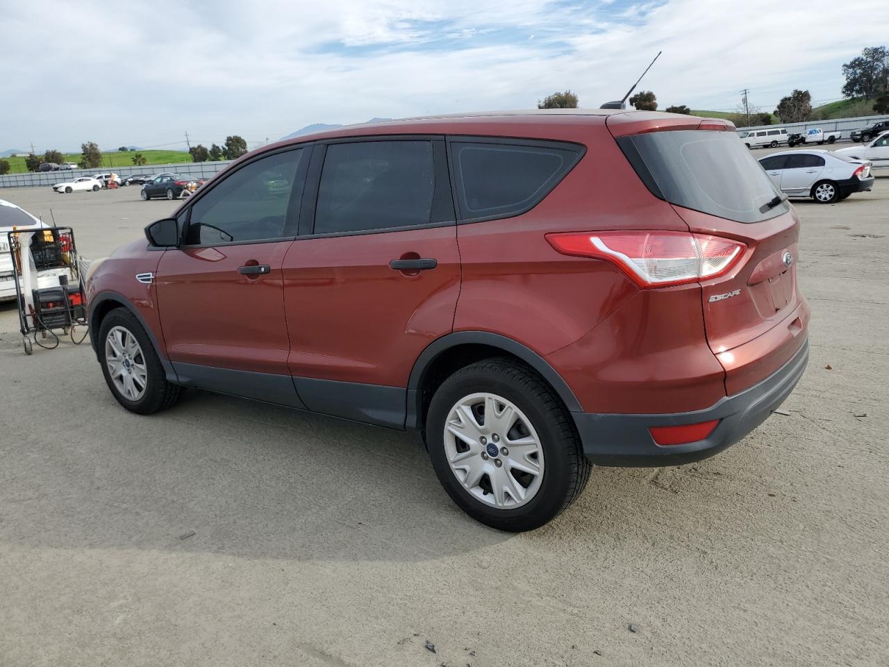 2016 Ford Escape VIN 1FMCU0F72GUB08284 Copart auction photo, front end damage thumbnail 2