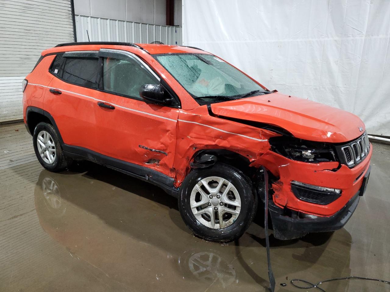 2018 Jeep Compass VIN 3C4NJDAB3JT100933 Copart auction photo, front end / side damage thumbnail 4