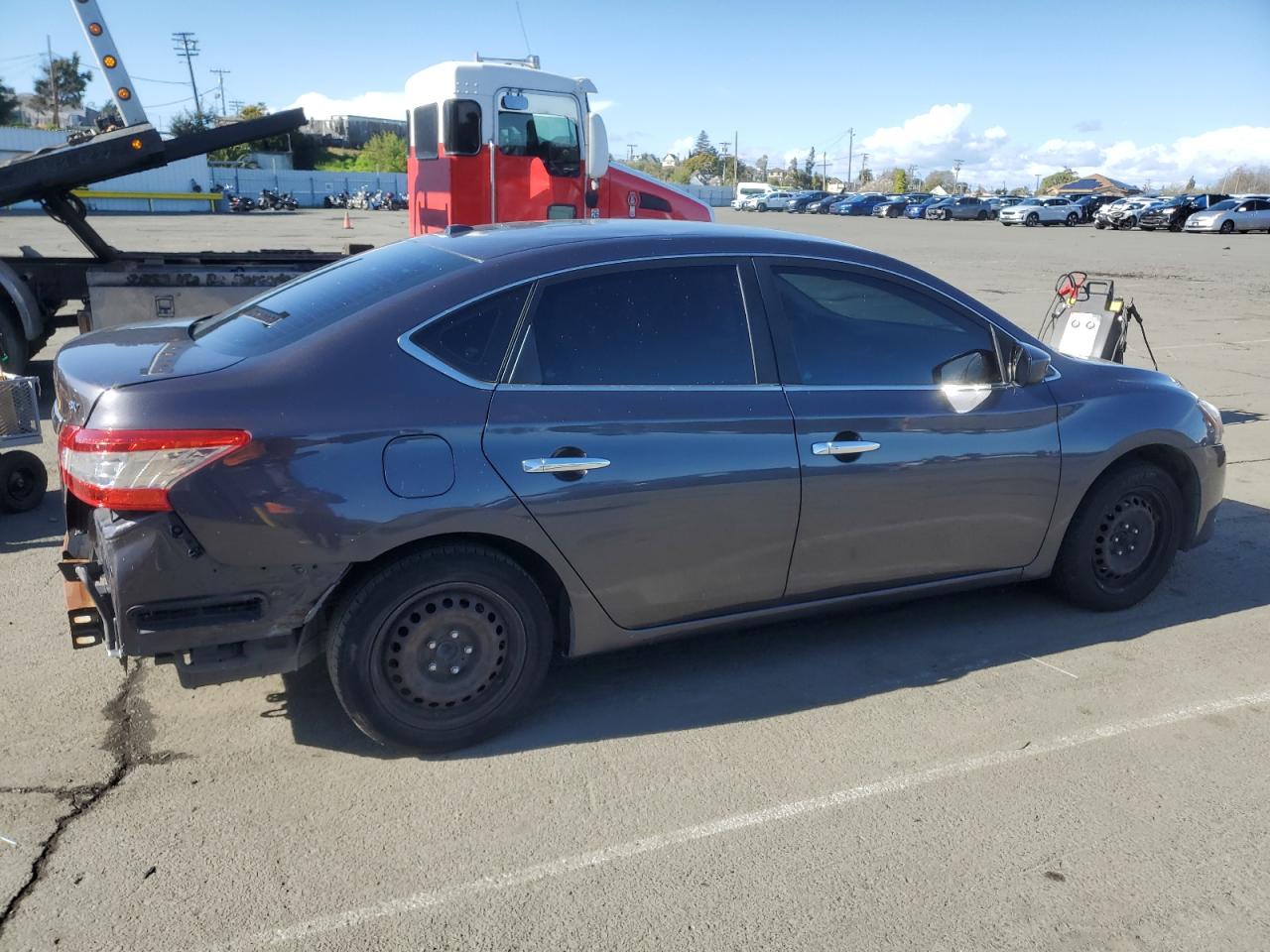 2015 Nissan Sentra VIN 3N1AB7AP5FL629951 Copart auction photo, rear end damage thumbnail 3