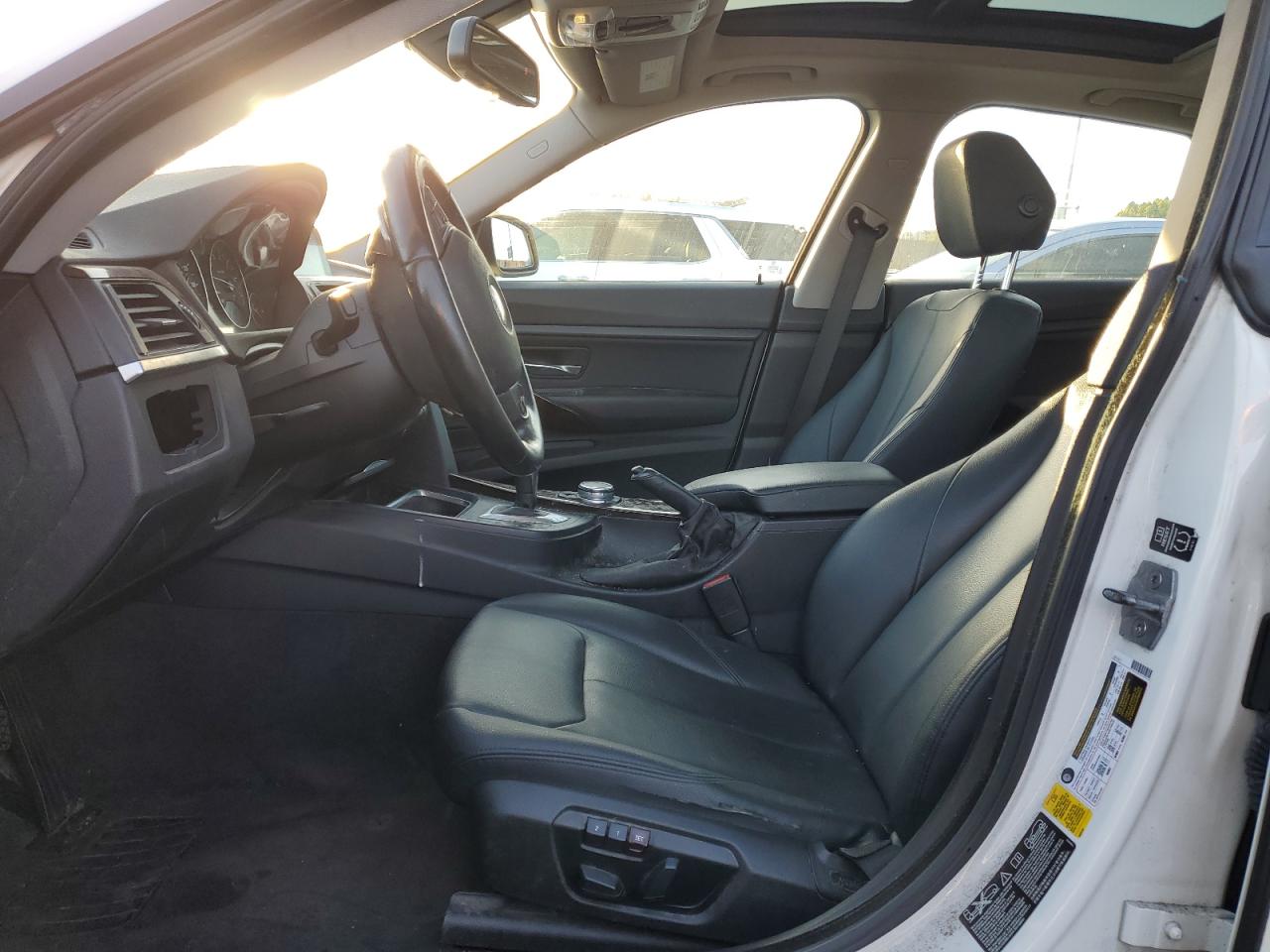 2015 BMW 3er VIN WBA3X5C51FD560279 Copart auction photo, frame damage / front end damage thumbnail 7