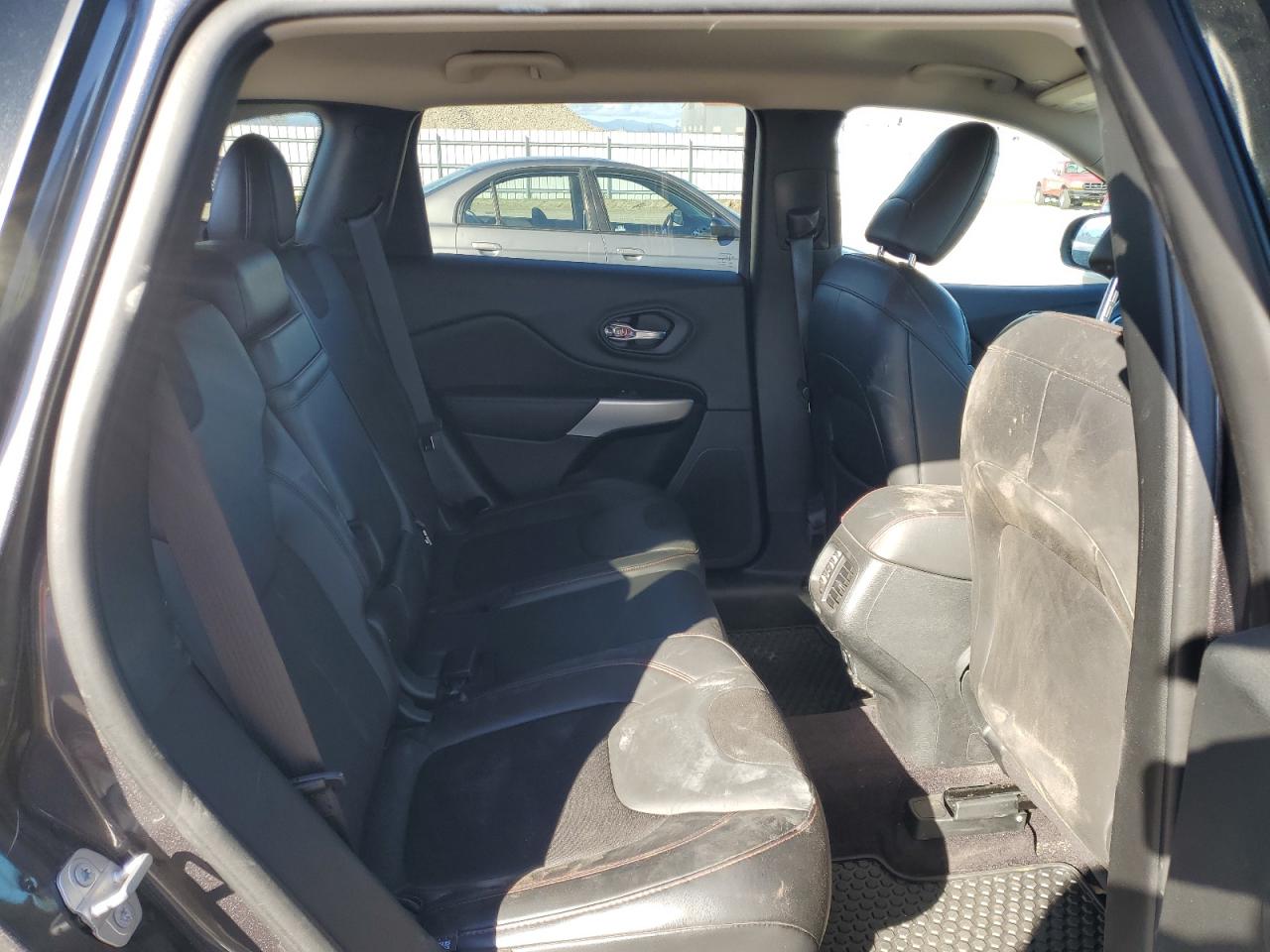 2018 Jeep Cherokee VIN 1C4PJMBXXJD603643 Copart auction photo, front end / side damage thumbnail 10