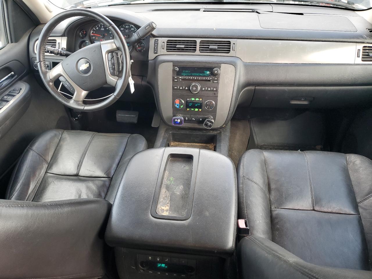 2009 Chevrolet Tahoe VIN 1GNFC23JX9R105923 Copart auction photo, front end damage thumbnail 8