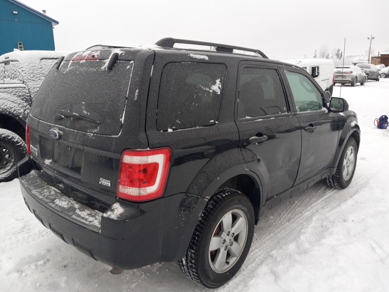 2011 Ford Escape VIN 1FMCU0DG0BKB95741 Copart auction photo, side damage thumbnail 3