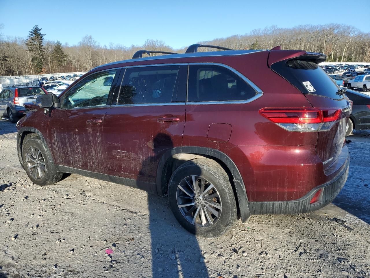 2019 Toyota Highlander VIN 5TDJZRFH8KS941756 Copart auction photo, front end / side damage thumbnail 2