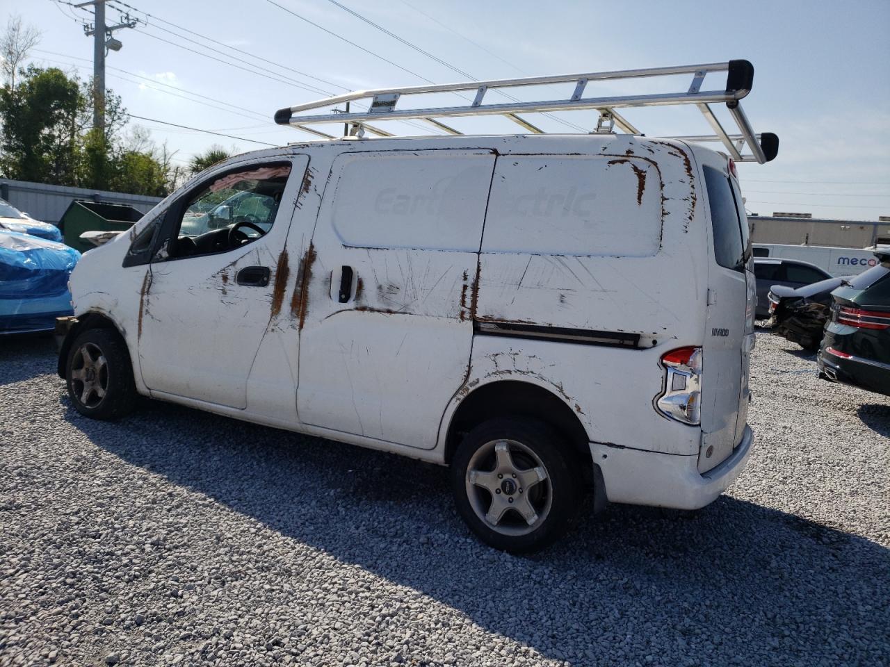 2015 Nissan NV VIN 3N6CM0KN4FK716084 Copart auction photo, front end / rollover damage thumbnail 2
