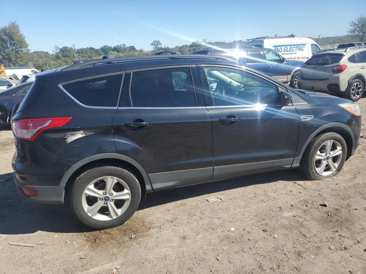 2014 Ford Escape VIN 1FMCU0GX0EUB20218 Copart auction photo, minor dent/scratches damage thumbnail 3