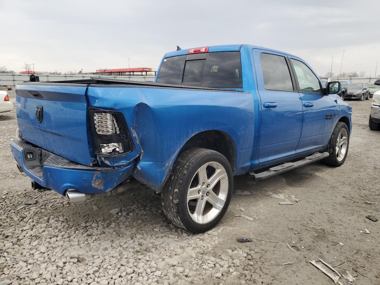 2018 RAM 1500 VIN 1C6RR6MT1JS195592 Copart auction photo, rear end / side damage thumbnail 3