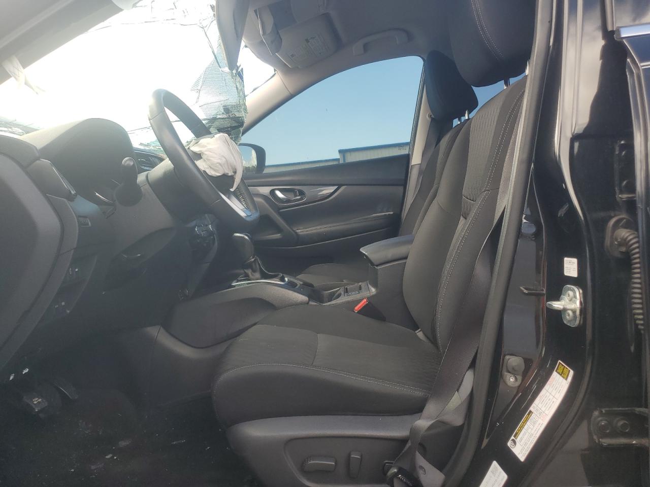 2017 Nissan Rogue VIN KNMAT2MT6HP584743 Copart auction photo, front end damage thumbnail 7