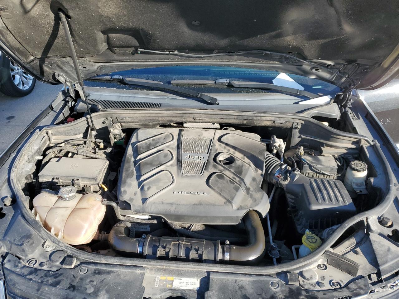 2014 Jeep Grand Cherokee VIN 1C4RJFCM2EC380583 Copart auction photo, front end / minor dent/scratches damage thumbnail 12