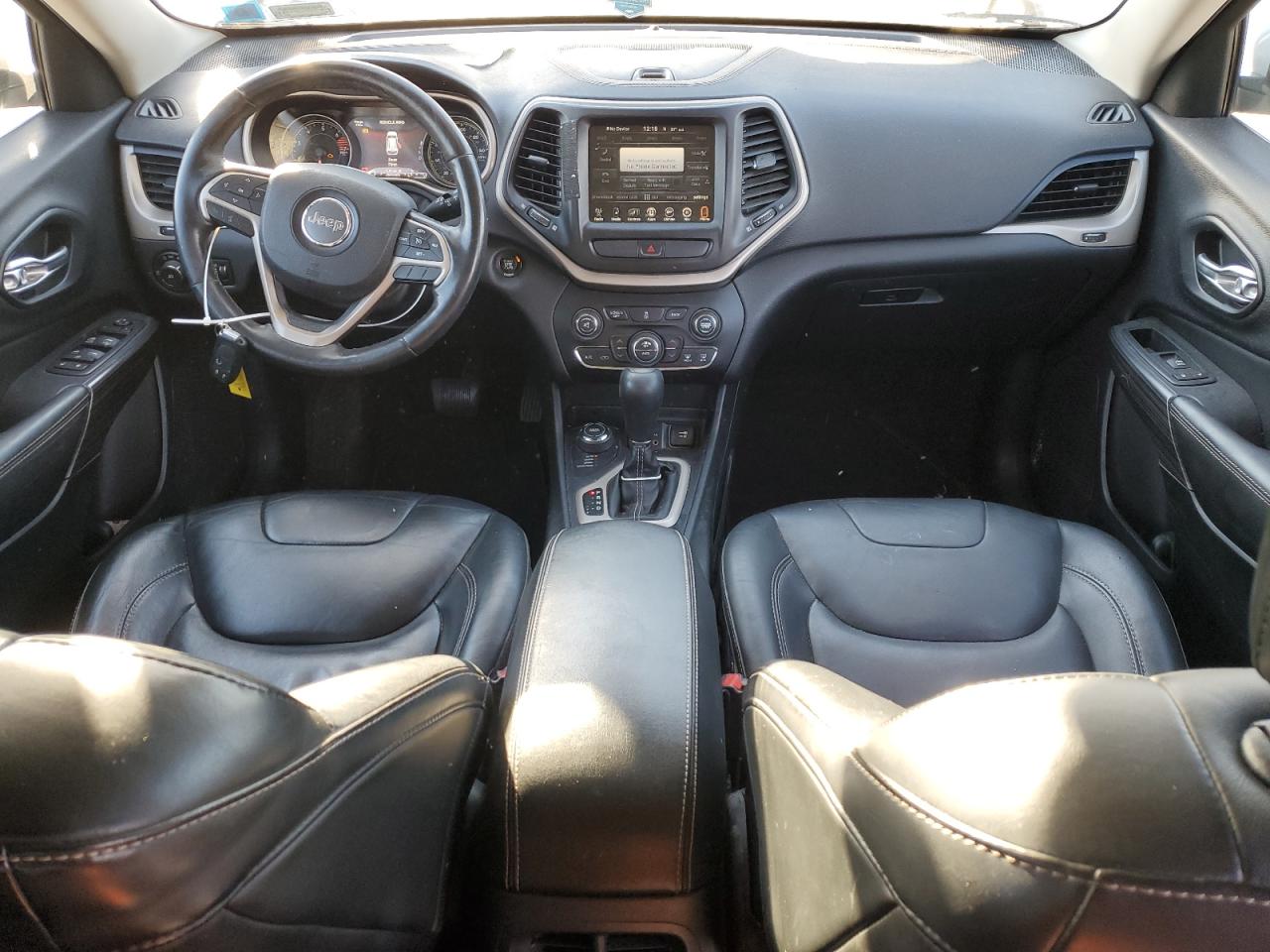 2016 Jeep Grand Cherokee VIN 1C4PJMDB3GW199485 Copart auction photo, undercarriage / minor dent/scratches damage thumbnail 8