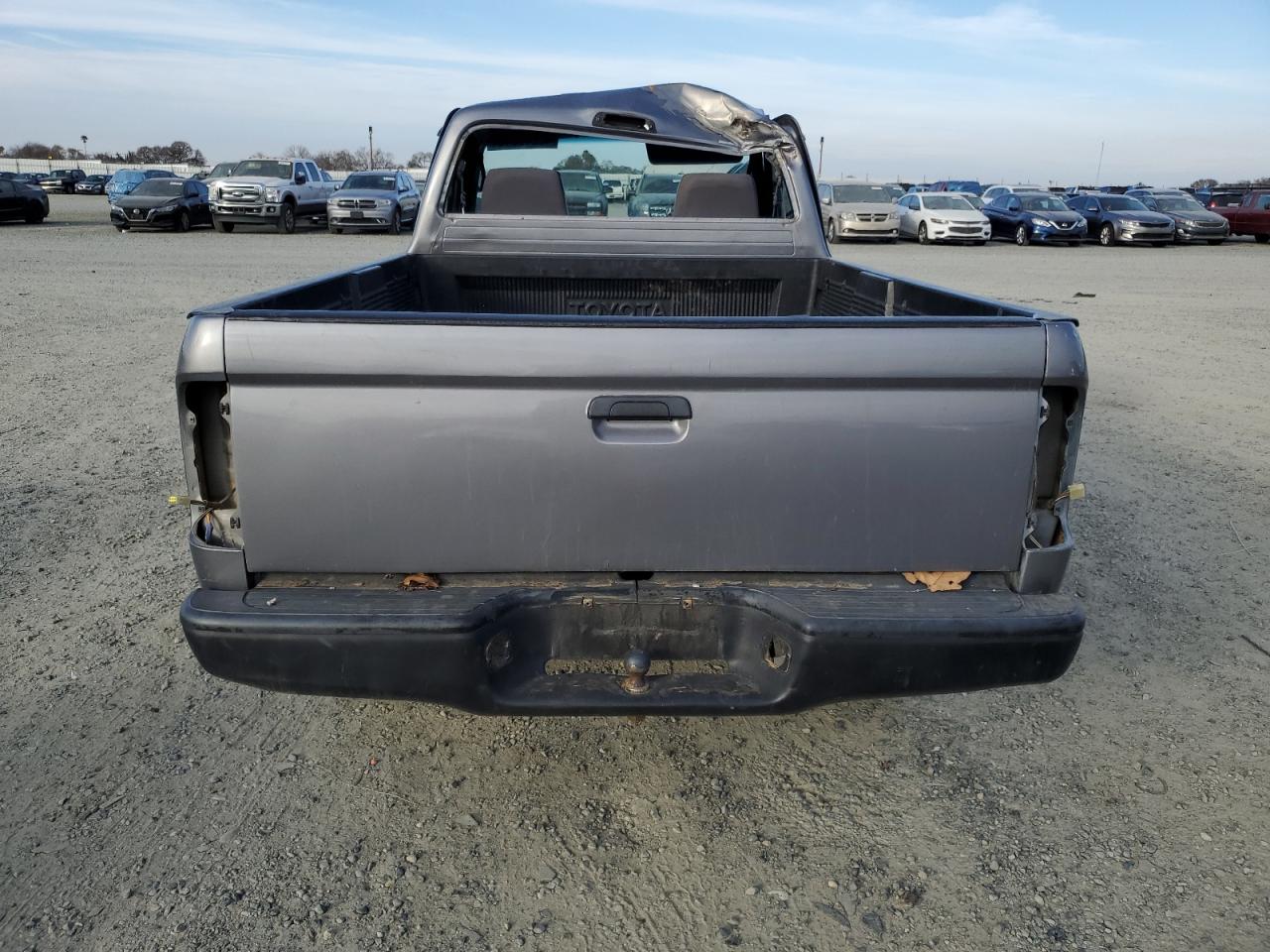1995 Toyota Tacoma VIN 4TAUN61C8SZ032302 Copart auction photo, top/roof damage thumbnail 6