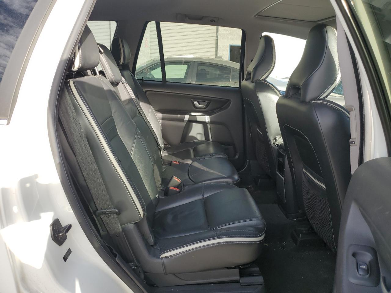 2011 Volvo XC90 VIN YV4952CF9B1597812 Copart auction photo, front end / rear end damage thumbnail 11