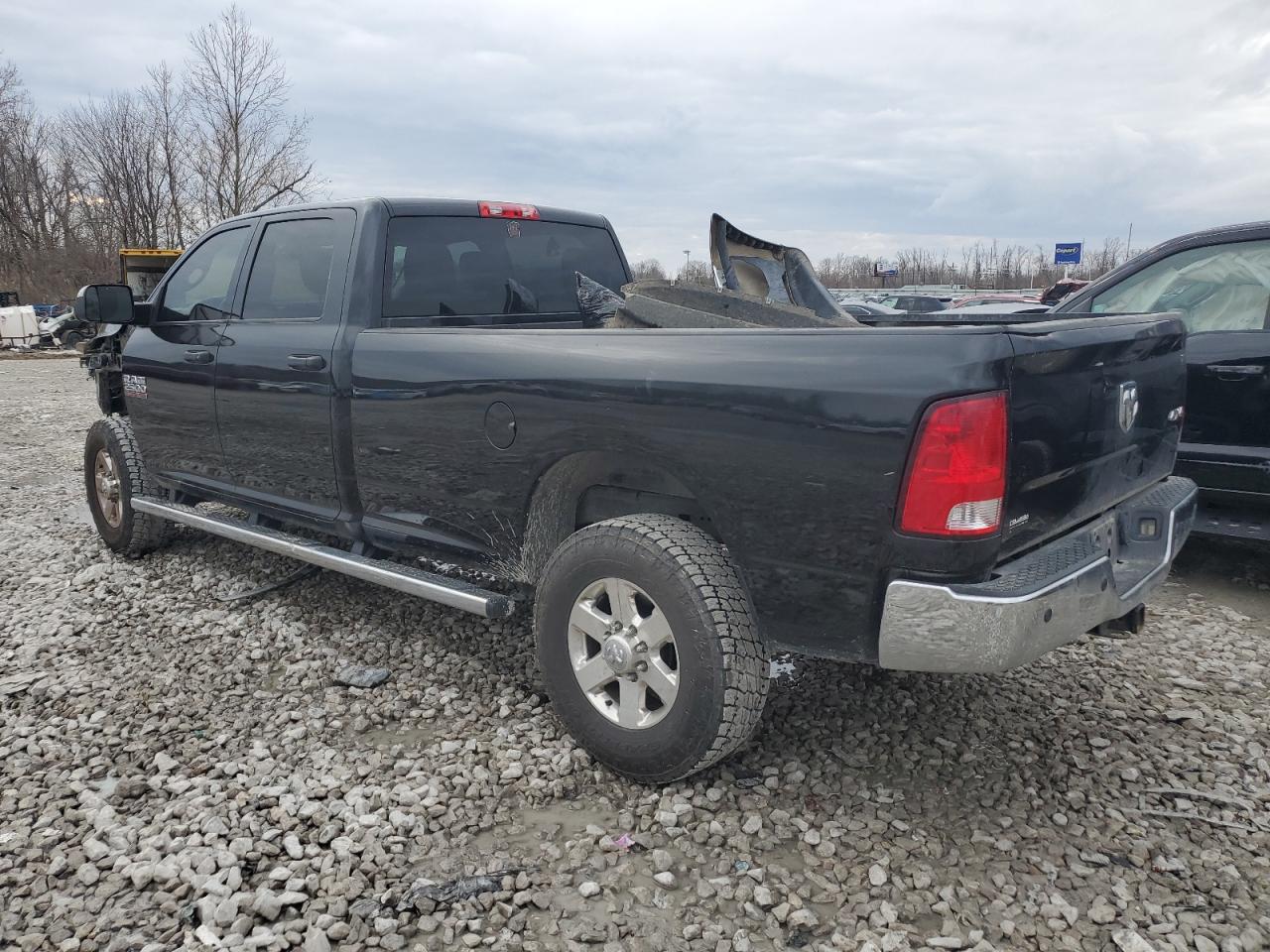 2018 RAM 2500 VIN 3C6UR5HJ1JG380875 Copart auction photo, all over damage thumbnail 2