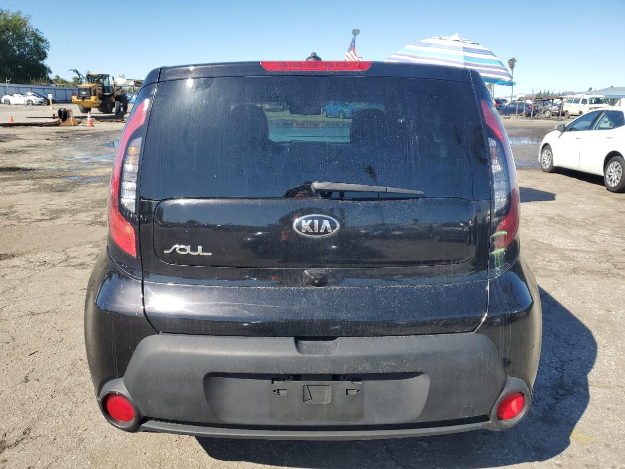 2016 KIA Soul VIN KNDJP3A56G7842533 Copart auction photo, vandalism damage thumbnail 6