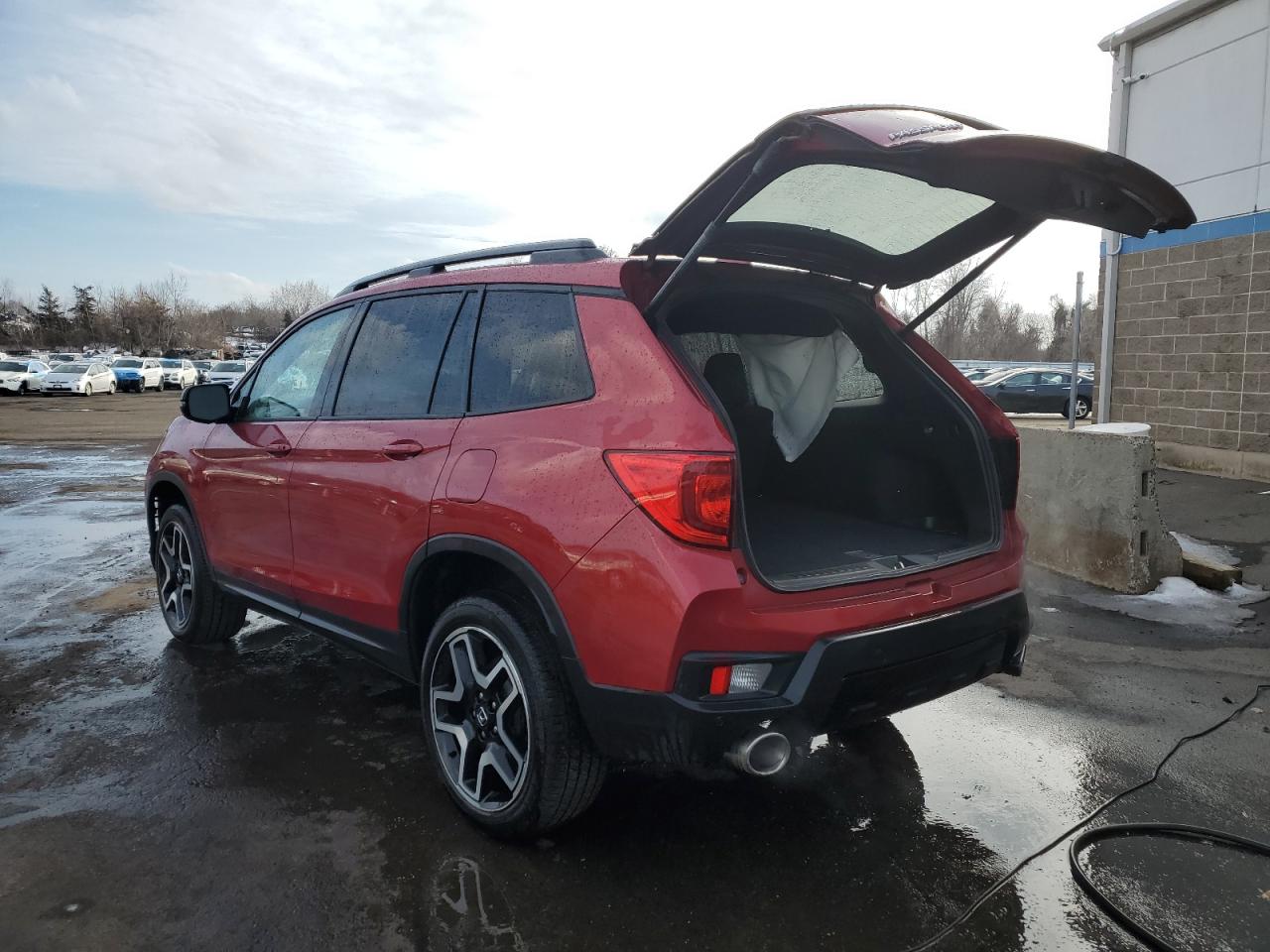 2022 Honda Passport VIN 5FNYF8H09NB013794 Copart auction photo, front end / side damage thumbnail 2