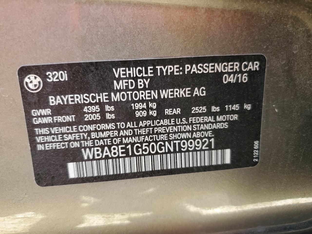 2016 BMW 3er VIN WBA8E1G50GNT99921 Copart auction photo, front end damage thumbnail 12