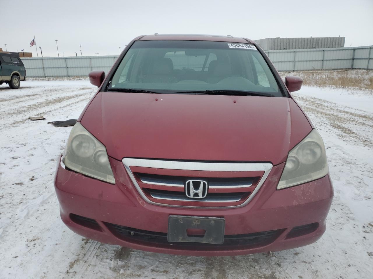 2005 Honda Odyssey VIN 5FNRL38625B135935 Copart auction photo, front end / rear end damage thumbnail 5
