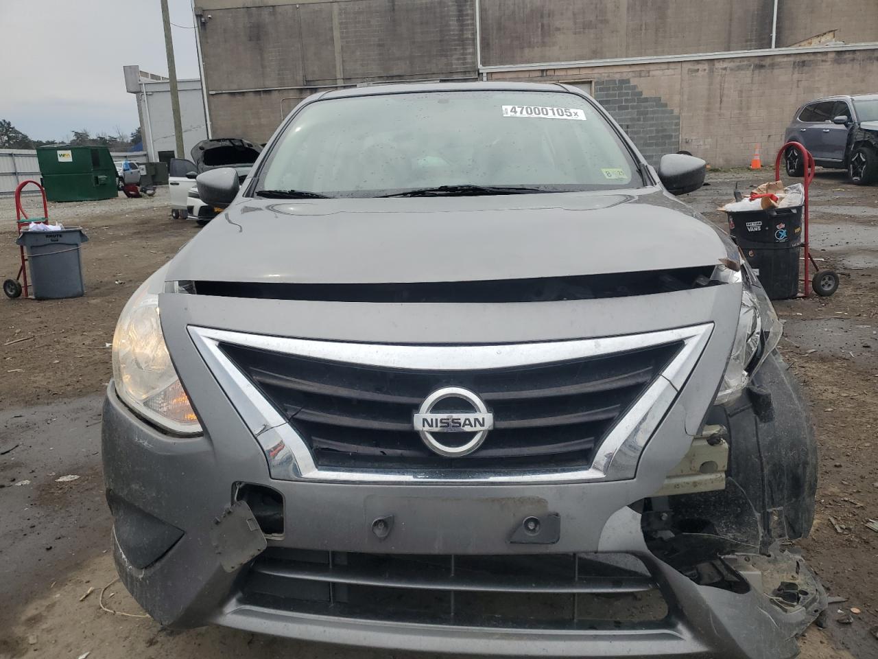 2019 Nissan Versa VIN 3N1CN7AP1KL831549 Copart auction photo, side / front end damage thumbnail 5