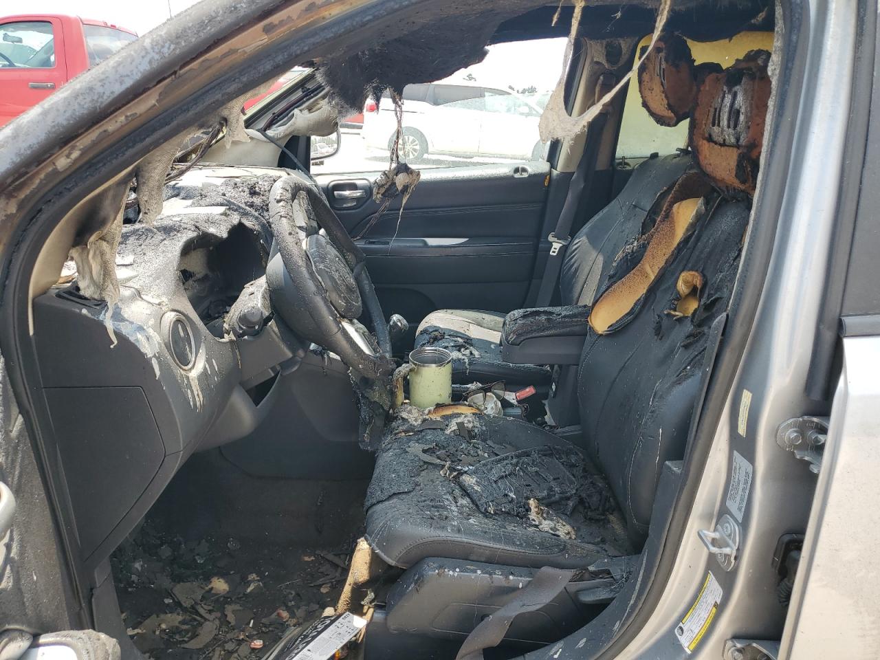 2017 Jeep Compass VIN 1C4NJCEB5HD166212 Copart auction photo, burn - engine / burn - interior damage thumbnail 7