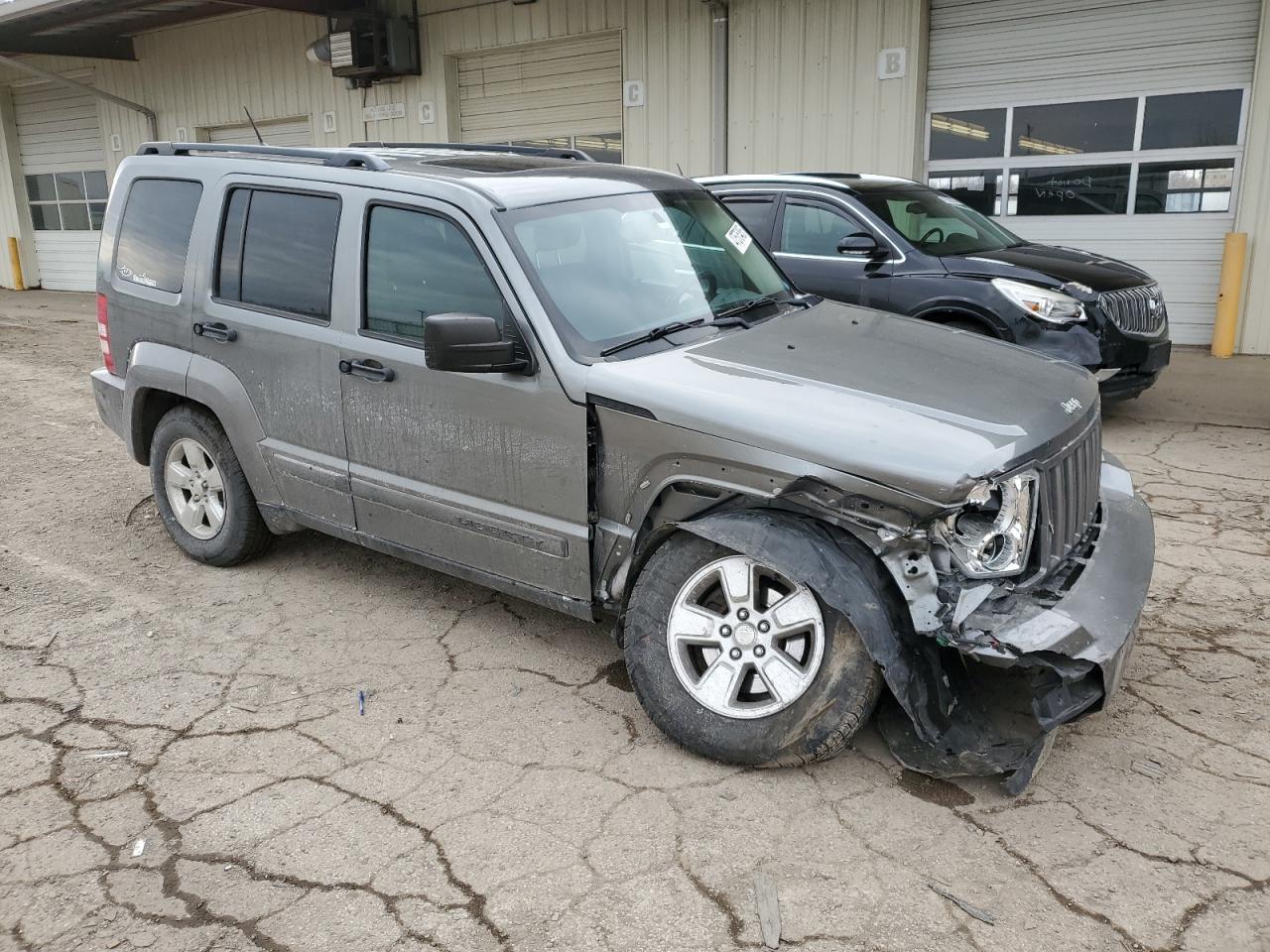 2012 Jeep Liberty (North America) VIN 1C4PJMAK5CW153557 Copart auction photo, front end damage thumbnail 4