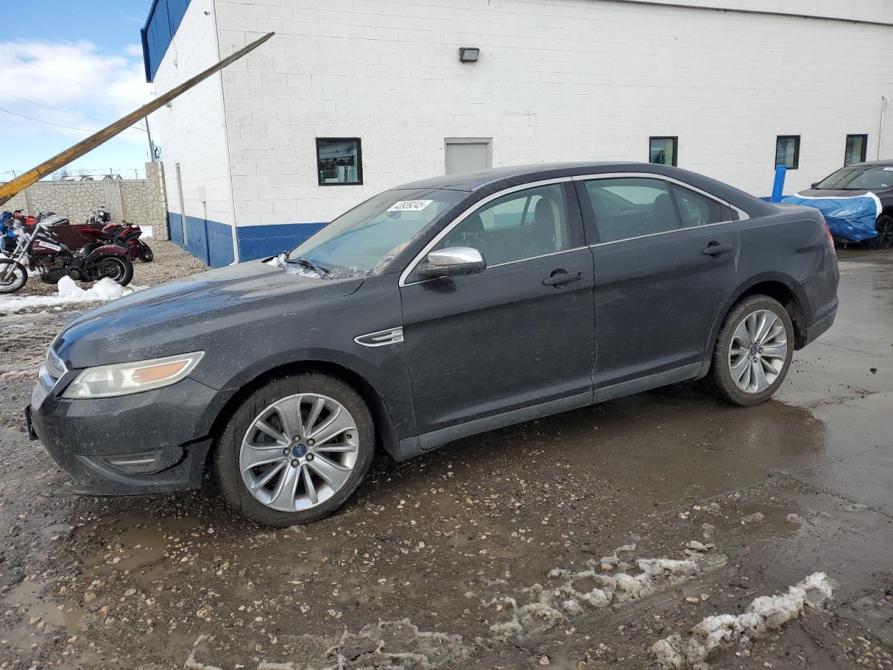 2011 Ford Taurus VIN 1FAHP2FW1BG158529