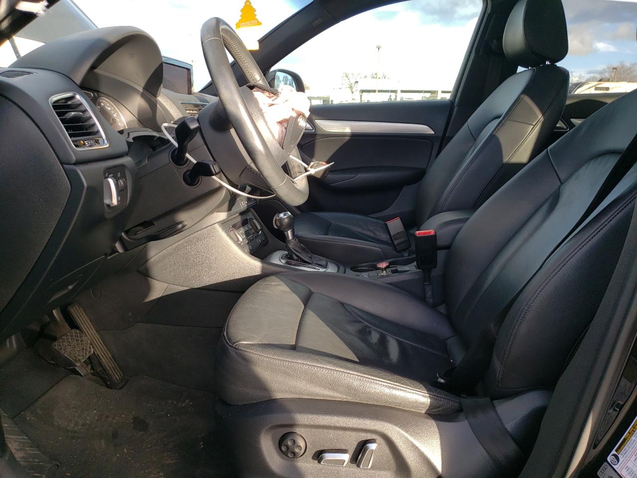 2018 Audi Q3 VIN WA1ECCFS9JR005826 Copart auction photo, rear end damage thumbnail 7
