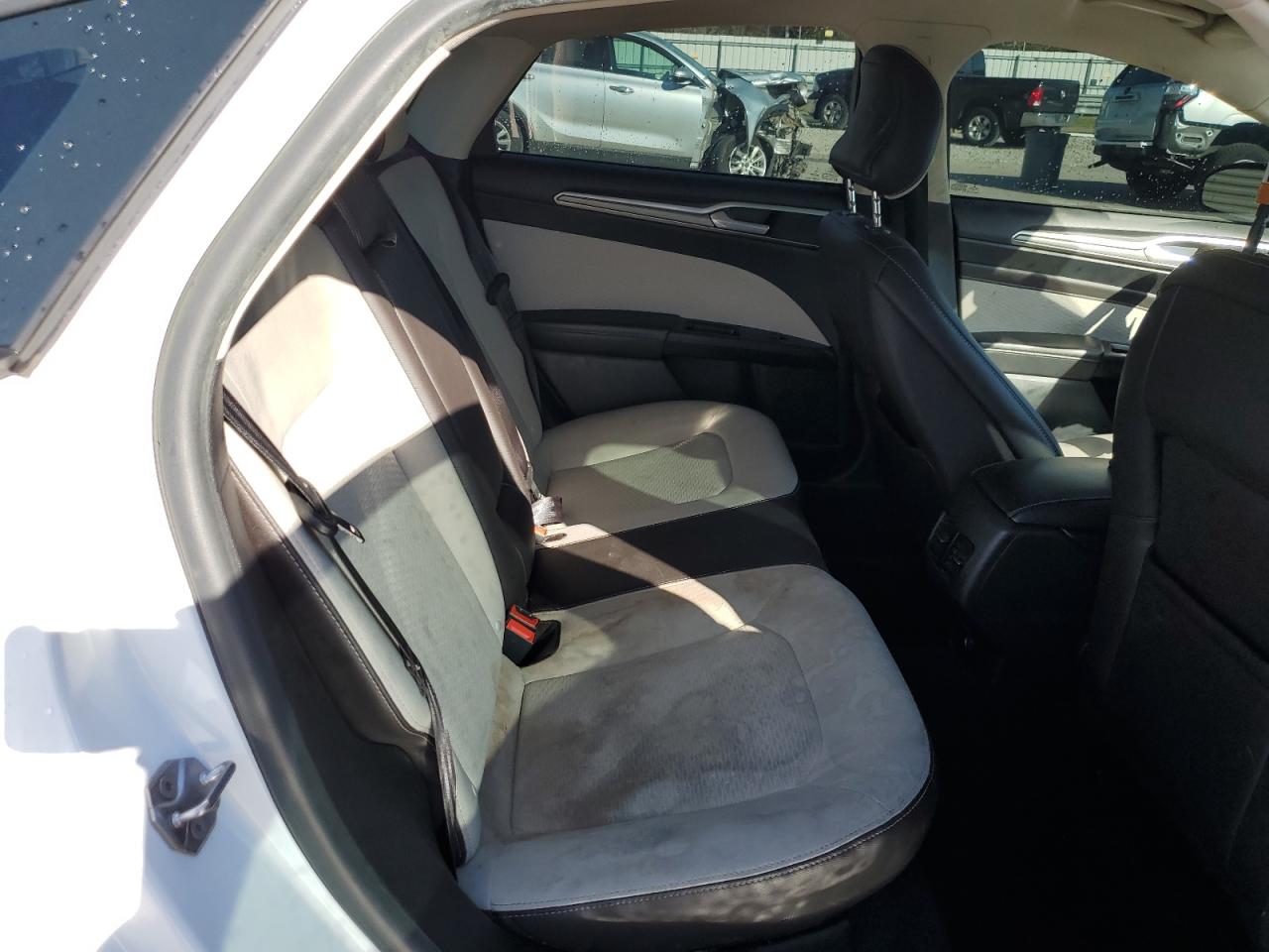 2019 Ford Fusion VIN 3FA6P0HD9KR160707 Copart auction photo, rear end damage thumbnail 10