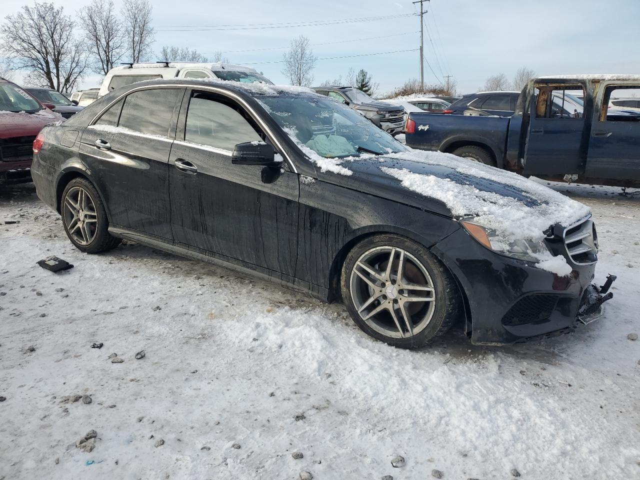 2016 Mercedes-Benz E-klasse VIN WDDHF8JB9GB183516 Copart auction photo, all over damage thumbnail 4