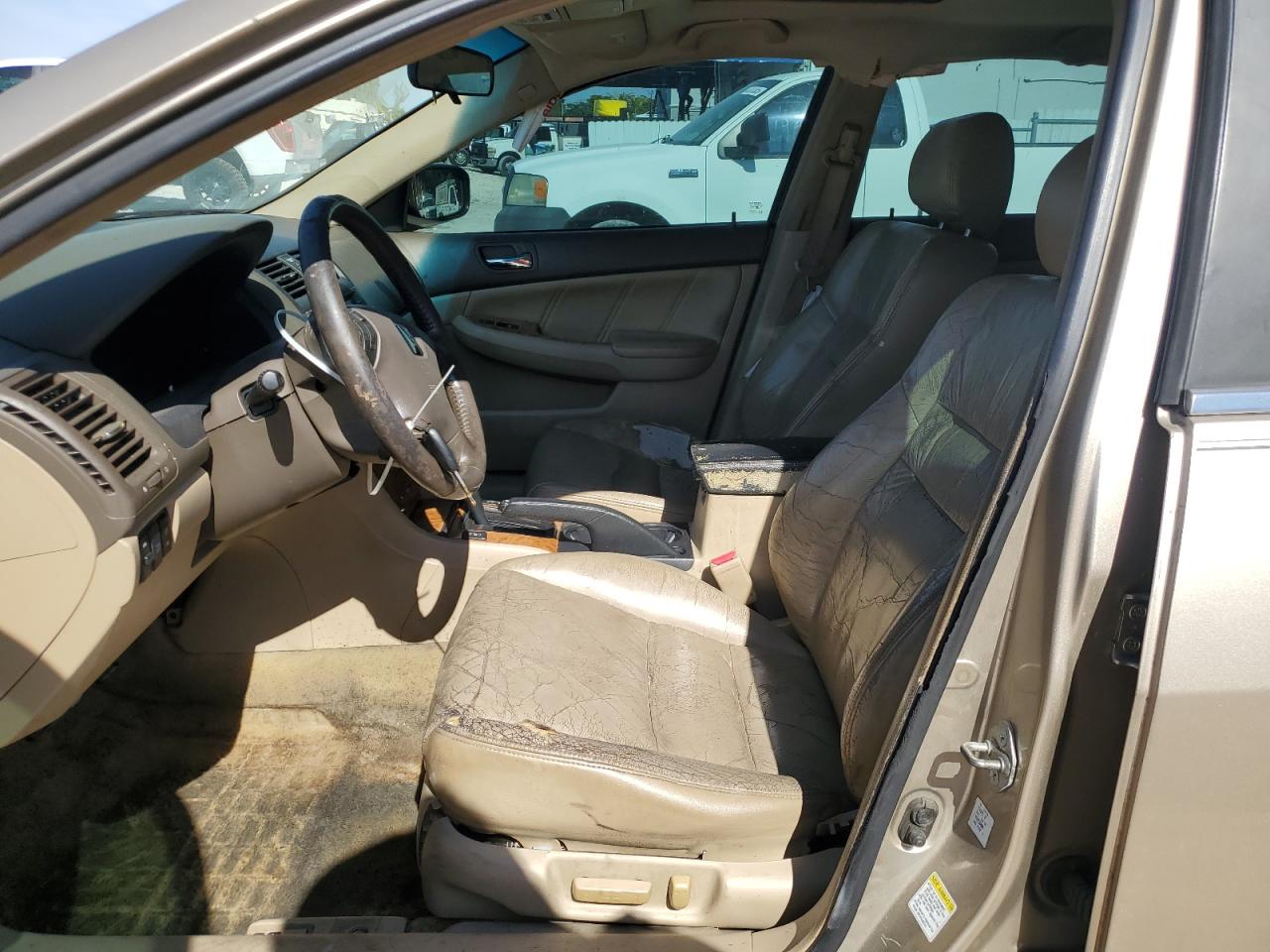 2004 Honda Accord VIN 1HGCM66524A053033 Copart auction photo, side / minor dent/scratches damage thumbnail 7