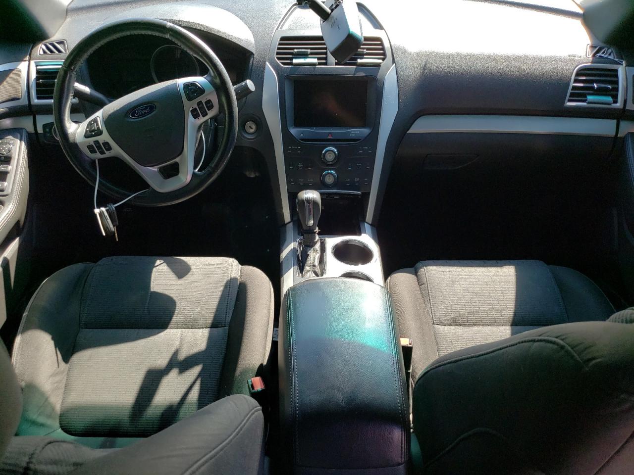 2011 Ford Explorer VIN 1FMHK7D83BGA49916 Copart auction photo, minor dent/scratches / mechanical damage thumbnail 8