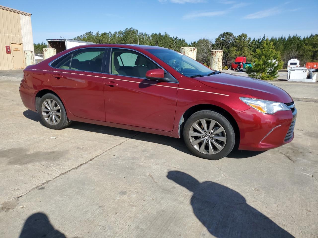 2017 Toyota Camry VIN 4T1BF1FK0HU684800 Copart auction photo, rear end damage thumbnail 4