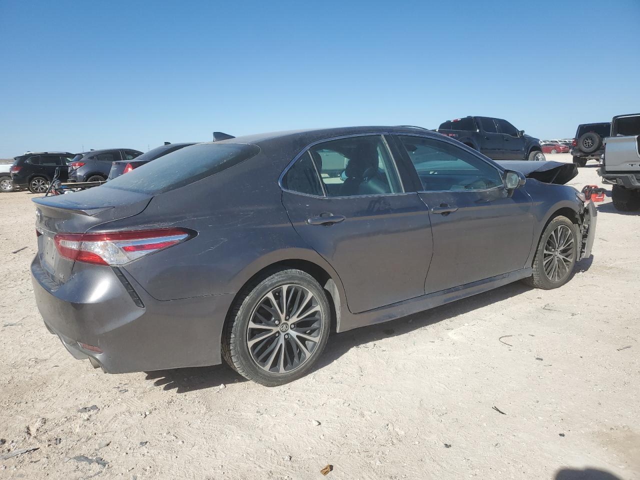 2020 Toyota Camry VIN 4T1G11AK7LU921545 Copart auction photo, front end damage thumbnail 3