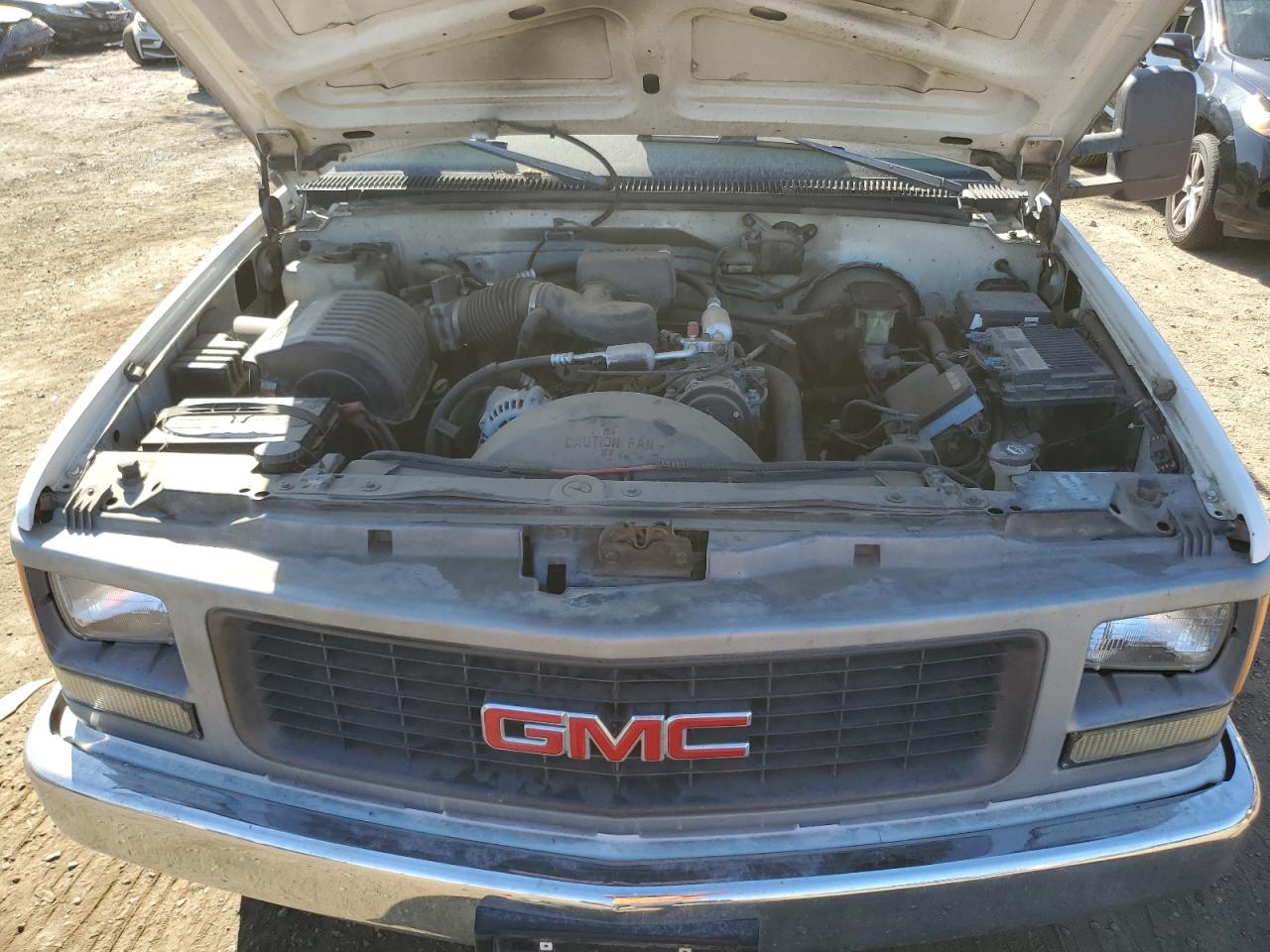 1998 GMC Sierra VIN 1GDGC24R1WE516823 Copart auction photo, mechanical damage thumbnail 11