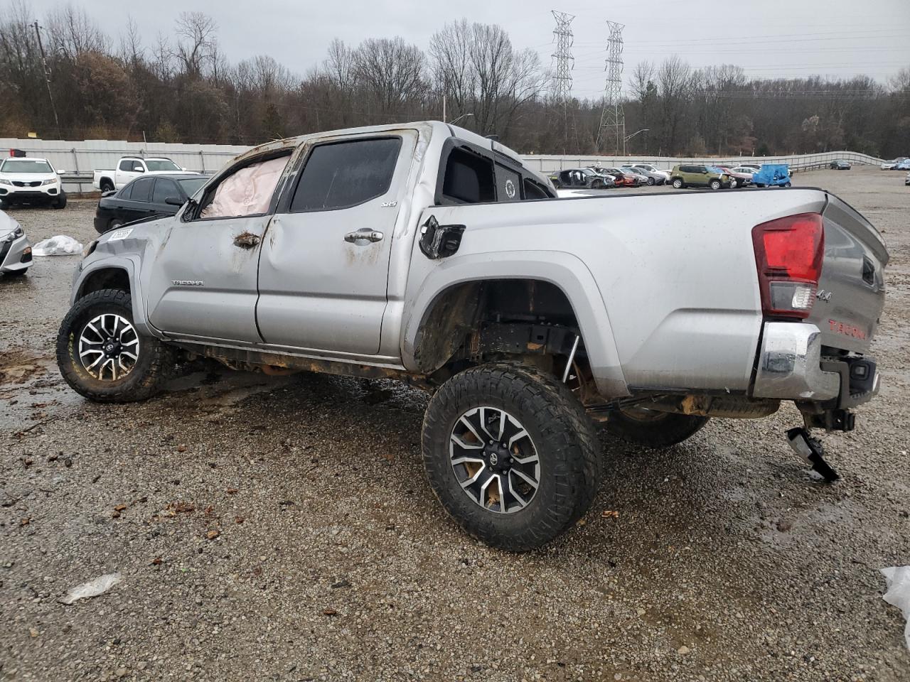 2019 Toyota Tacoma VIN 5TFCZ5AN1KX180562 Copart auction photo, front end / all over damage thumbnail 2