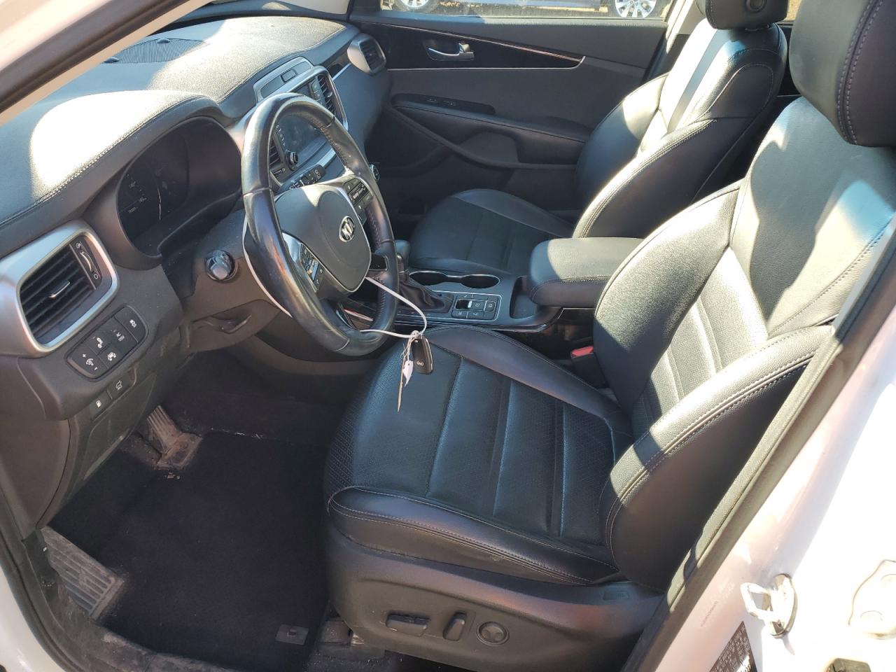 2019 KIA Sorento VIN 5XYPHDA57KG432719 Copart auction photo, front end damage thumbnail 7