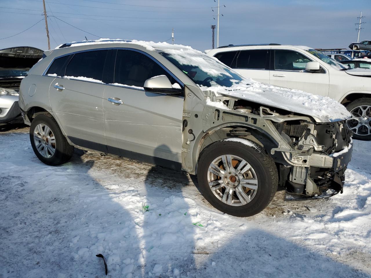 2015 Cadillac SRX VIN 3GYFNBE3XFS567306 Copart auction photo, side damage thumbnail 4